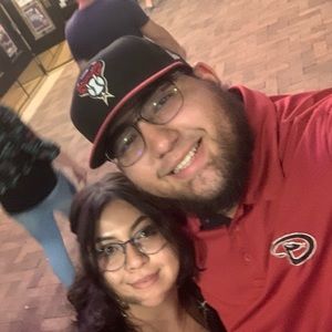 Meet your Posher, Eduardo